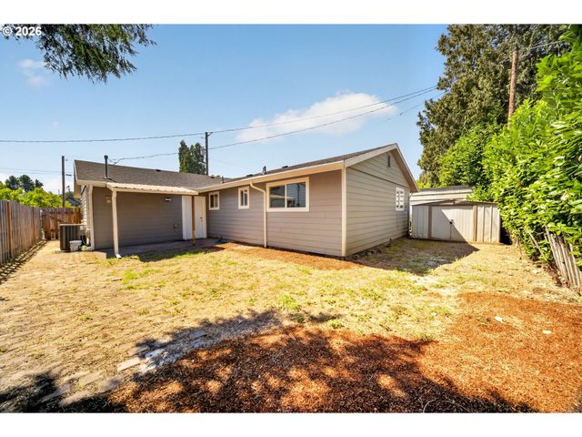 1305 Sw 15TH Ave, Albany, OR 97321