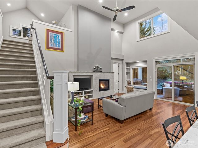 1727 Nile Avenue NE, Renton, WA 98059