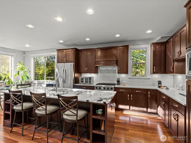 1727 Nile Avenue NE, Renton, WA 98059