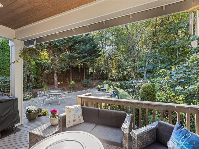 1727 Nile Avenue NE, Renton, WA 98059