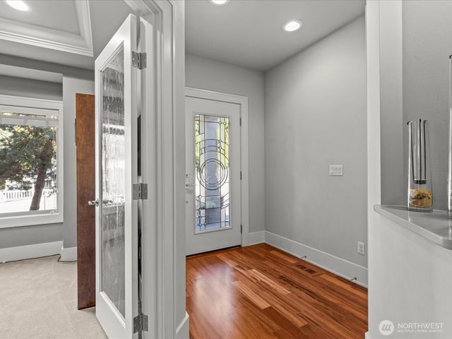 1727 Nile Avenue NE, Renton, WA 98059