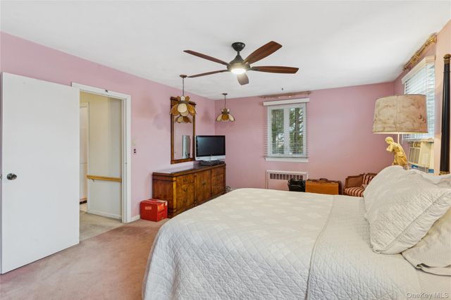 166-07 Union Turnpike, Fresh Meadows, NY 11366