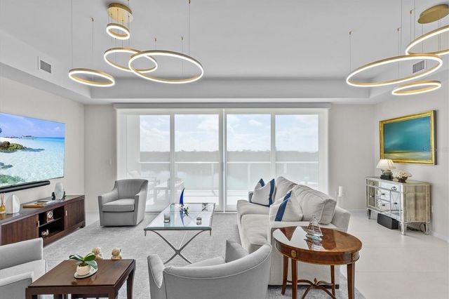 1020 SUNSET POINT ROAD 510, Clearwater, FL 33755