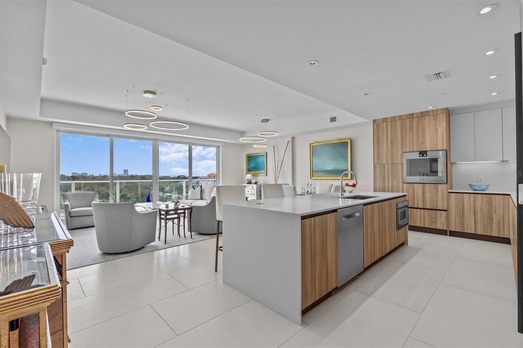 1020 SUNSET POINT ROAD 510, Clearwater, FL 33755