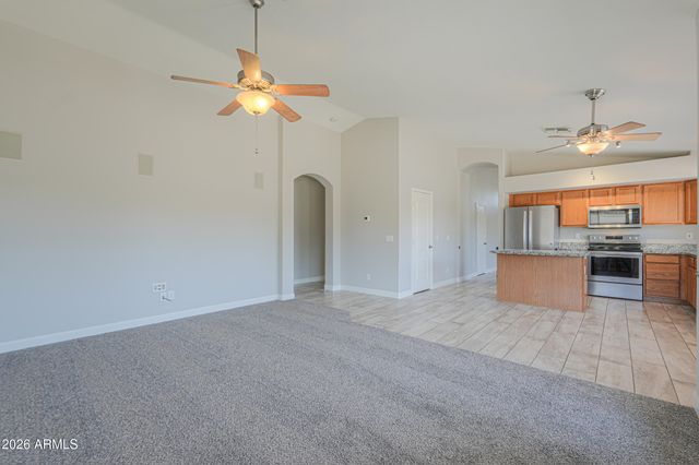 43689 W CAHILL Drive, Maricopa, AZ 85138