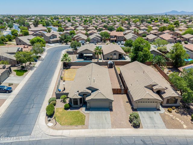 43689 W CAHILL Drive, Maricopa, AZ 85138