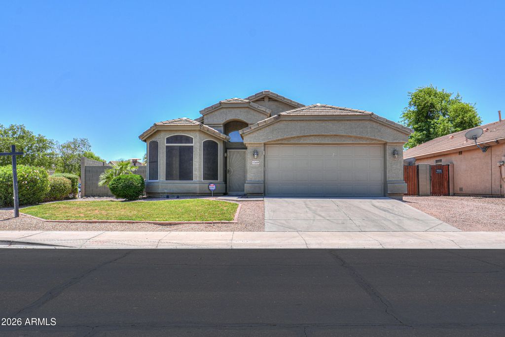 43689 W CAHILL Drive, Maricopa, AZ 85138