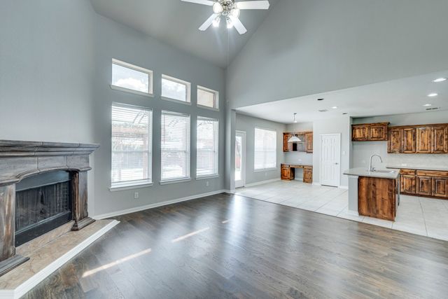 3003 Oak Briar Lane, Grand Prairie, TX 75052