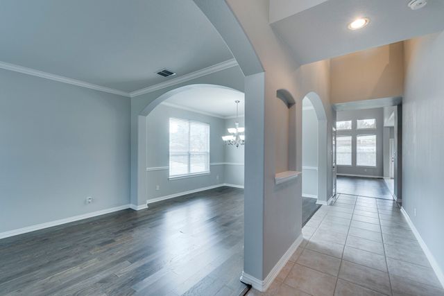 3003 Oak Briar Lane, Grand Prairie, TX 75052