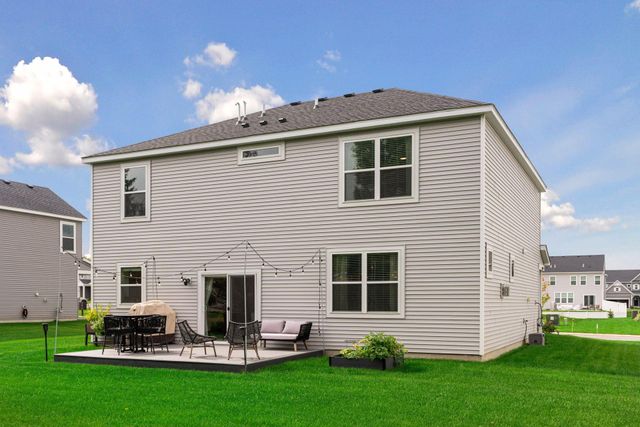 12740 Kinghorn Lane, Rogers, MN 55374