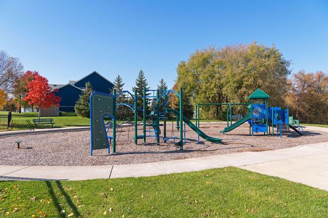 12740 Kinghorn Lane, Rogers, MN 55374