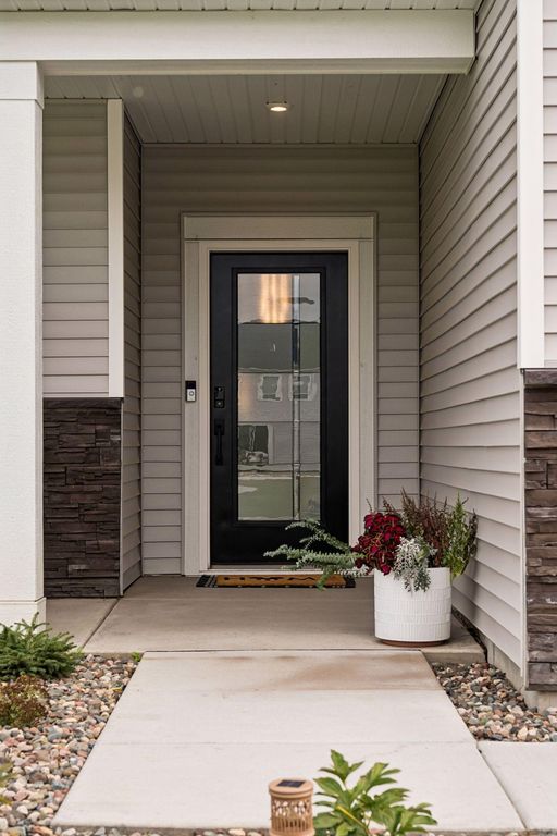 12740 Kinghorn Lane, Rogers, MN 55374 — photo 4