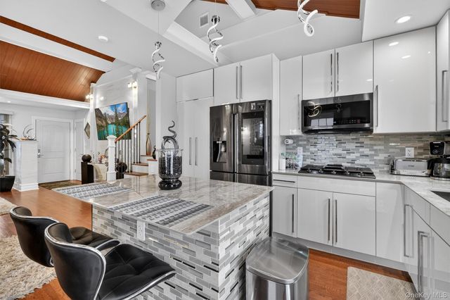 3377 Agar Place, Bronx, NY 10465