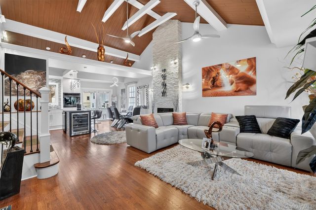 3377 Agar Place, Bronx, NY 10465