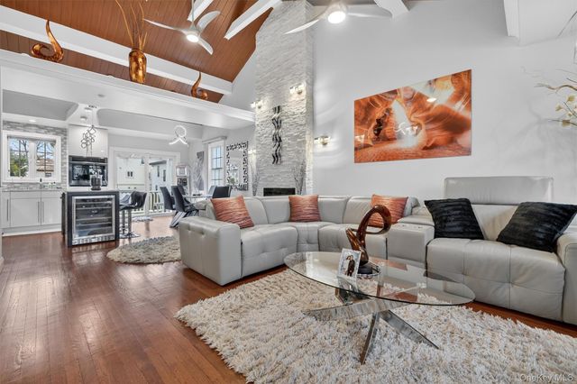 3377 Agar Place, Bronx, NY 10465