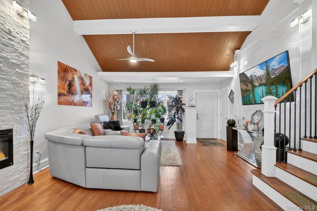 3377 Agar Place, Bronx, NY 10465