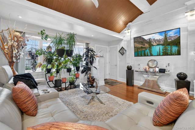 3377 Agar Place, Bronx, NY 10465