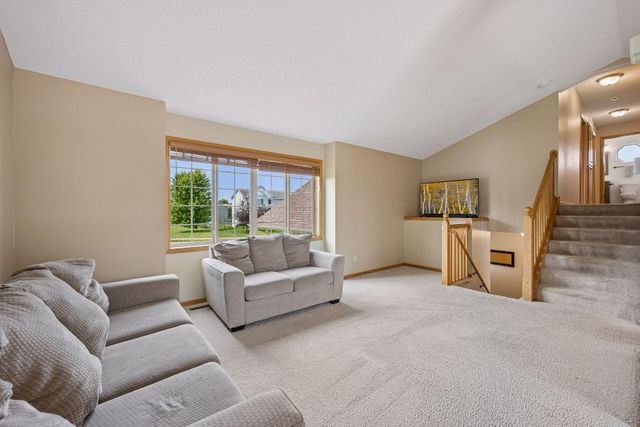 1008 Mallard Street NE, Hanover, MN 55341