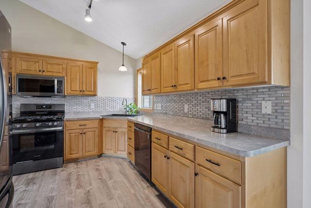 1008 Mallard Street NE, Hanover, MN 55341