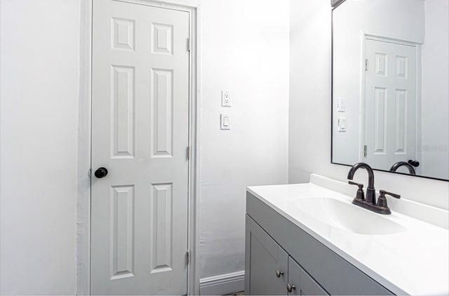 8706 RUTH PLACE, Tampa, FL 33604