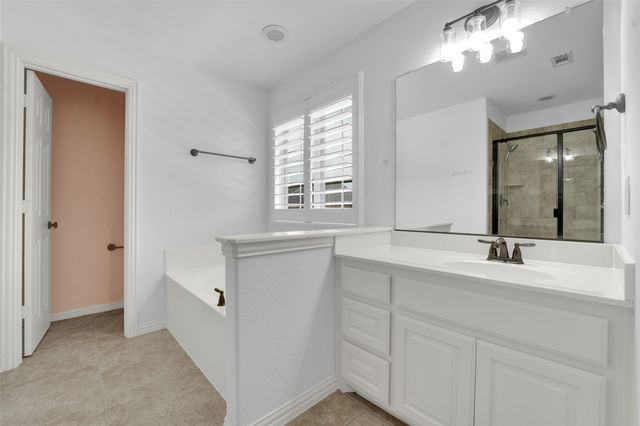902 Greystone Drive, Allen, TX 75013