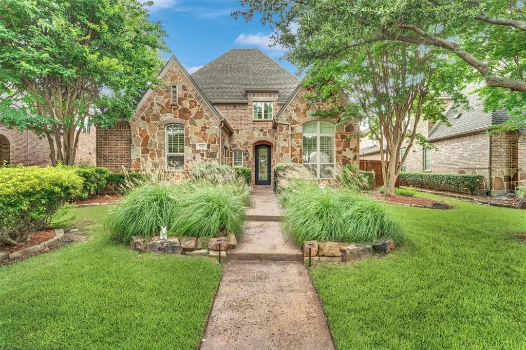 902 Greystone Drive, Allen, TX 75013