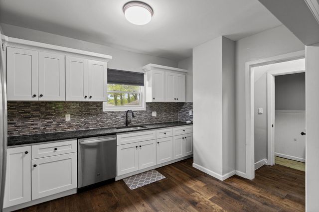 55 E MOUNT KIRK AVE, Eagleville, PA 19403