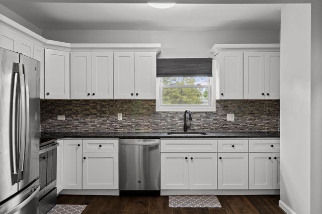55 E MOUNT KIRK AVE, Eagleville, PA 19403