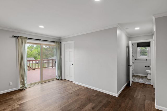 55 E MOUNT KIRK AVE, Eagleville, PA 19403