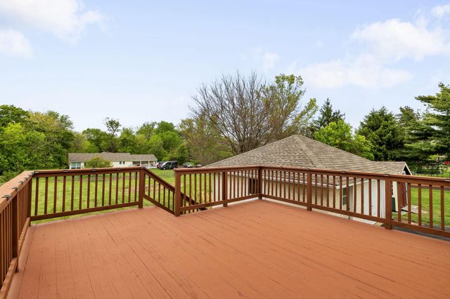 55 E MOUNT KIRK AVE, Eagleville, PA 19403