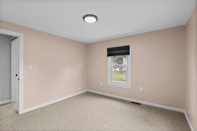 55 E MOUNT KIRK AVE, Eagleville, PA 19403