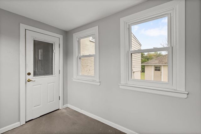55 E MOUNT KIRK AVE, Eagleville, PA 19403