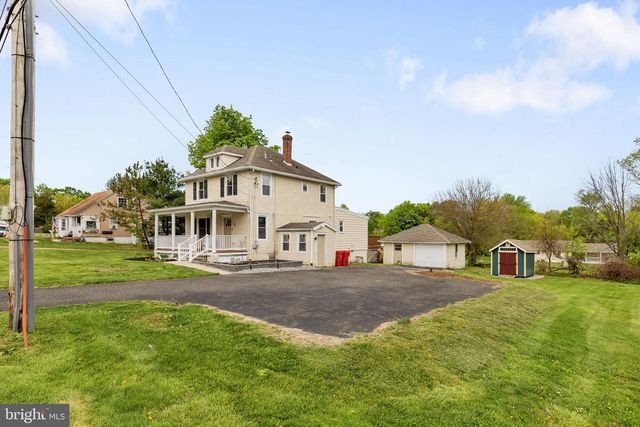 55 E MOUNT KIRK AVE, Eagleville, PA 19403