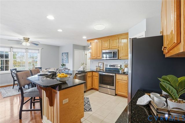 8420 Lee Davis Rd, Mechanicsville, VA 23116