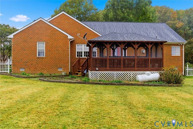 8420 Lee Davis Rd, Mechanicsville, VA 23116