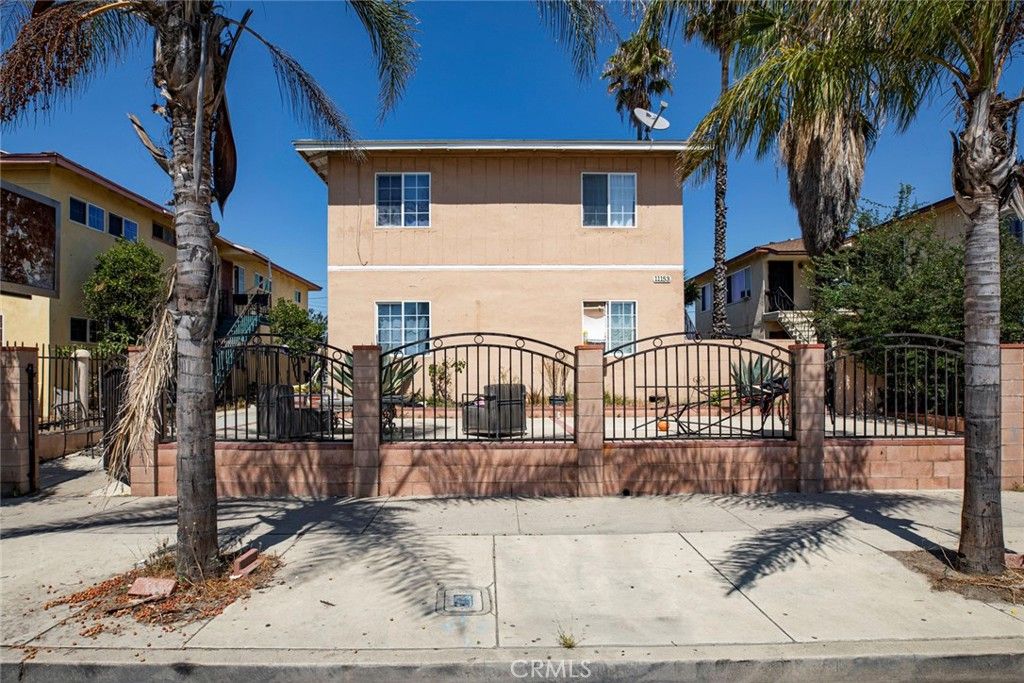 11153 Sherman, Los Angeles, CA 91352 — photo 4