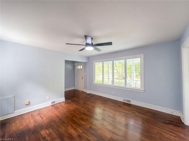 331 Burkewood Drive, Winston-salem, NC 27104