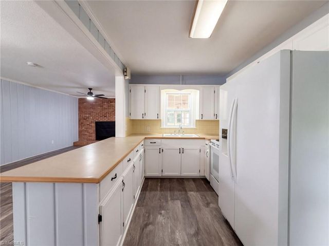 331 Burkewood Drive, Winston-salem, NC 27104
