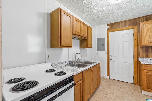 203 NOBLE ROAD, Sylacauga, AL 35150