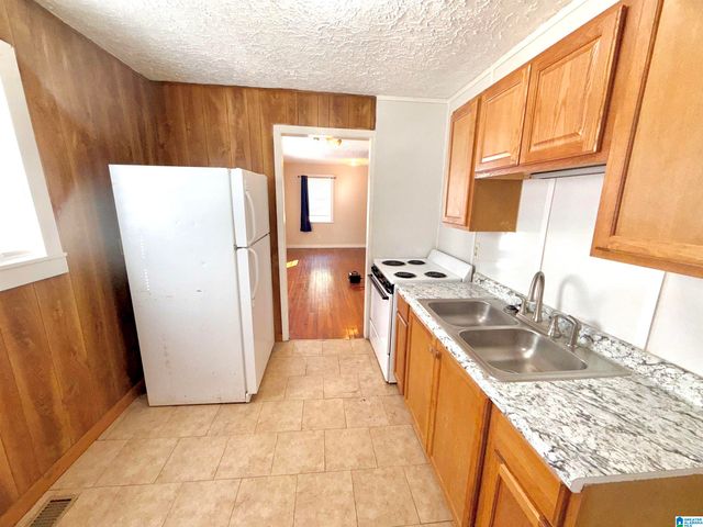 203 NOBLE ROAD, Sylacauga, AL 35150