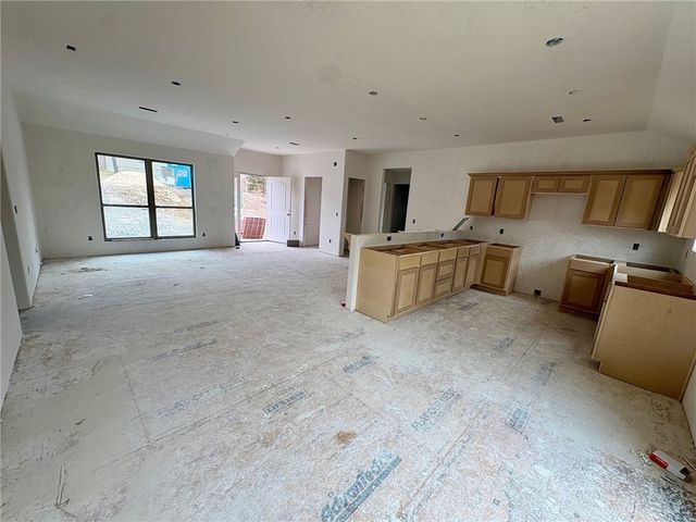 4 Dinton Circle, Bella Vista, AR 72714