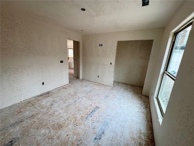 4 Dinton Circle, Bella Vista, AR 72714