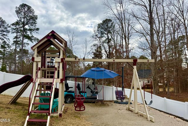 114 Sutherland Drive, Sanford, NC 27330