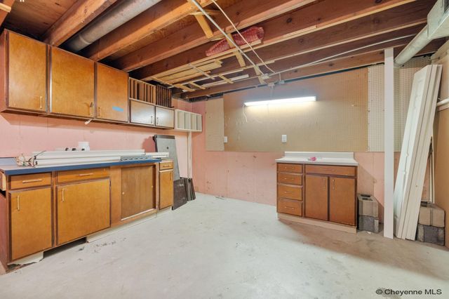 810 CAHILL DR, Cheyenne, WY 82001