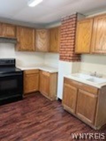 1876 Pierce Avenue, Niagara Falls, NY 14301