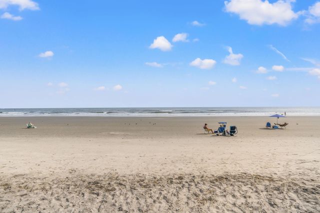 4806 Bucks Bluff Dr., North Myrtle Beach, SC 29582