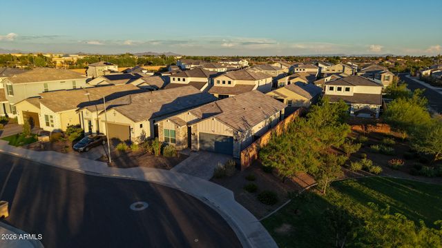 10227 W SALTER Drive, Peoria, AZ 85382