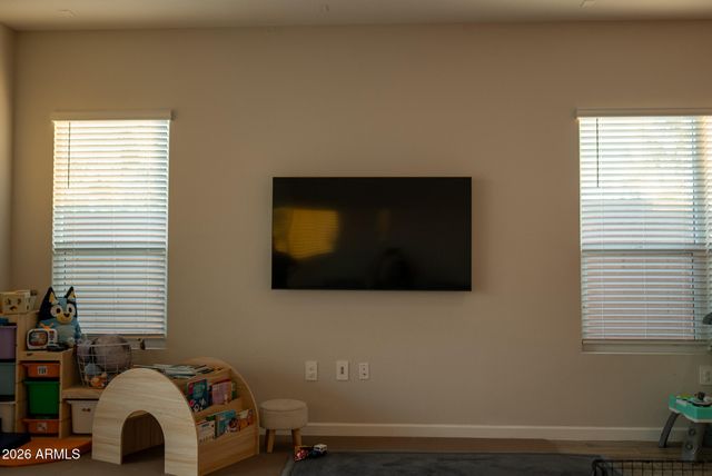 10227 W SALTER Drive, Peoria, AZ 85382