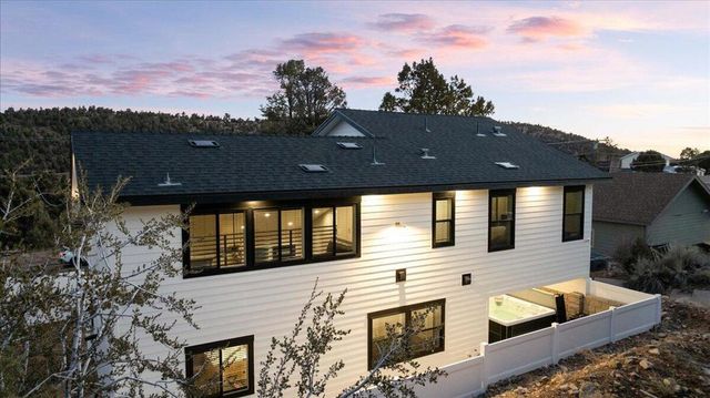 47145 Skyview Drive, Big Bear, CA 92314