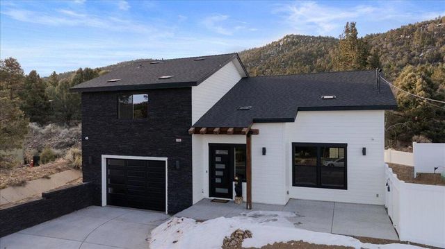 47145 Skyview Drive, Big Bear, CA 92314